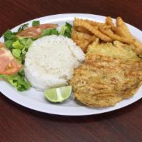 Pechuga Asada O Empanizada · Grilled or breaded chicken breast with rice, fries and salad.