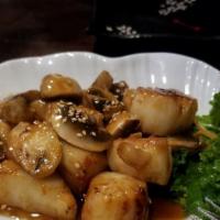 Steak & Chicken · Served w. seasonal veggie miso soup & rice