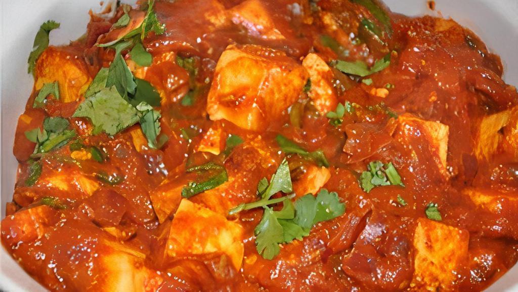 Kadai Tofu (Gluten-Free, Vegan) · Tofu cooked in a creamy tomato sauce, onion, and Indian spices.