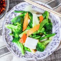 Steamed Mixed Vegetable Or Broccoli · 