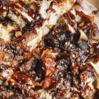 Barbecue Chicken · BBQ sauce + chicken + caramelized onions.