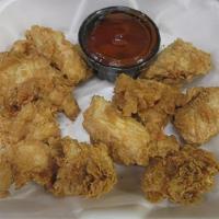 Boneless Wings · Served with sauce on the side.
Orignal or Nashville Hot