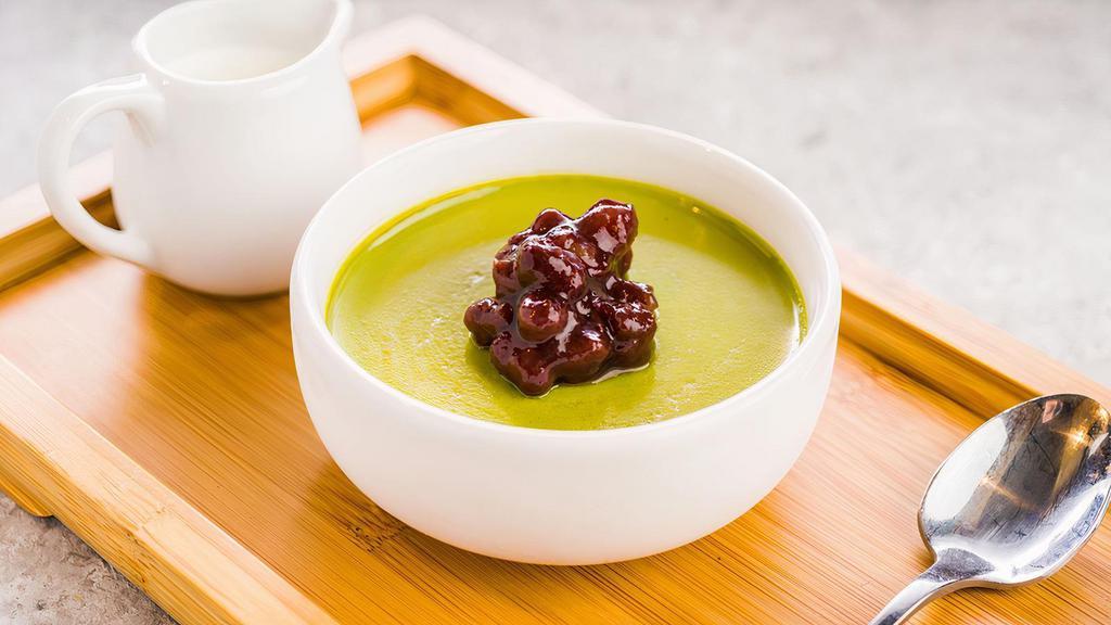 Matcha Pudding With Red Bean / 红豆抹茶布丁 · Matcha pudding topped with sweet red beans, served with fresh milk on the side.