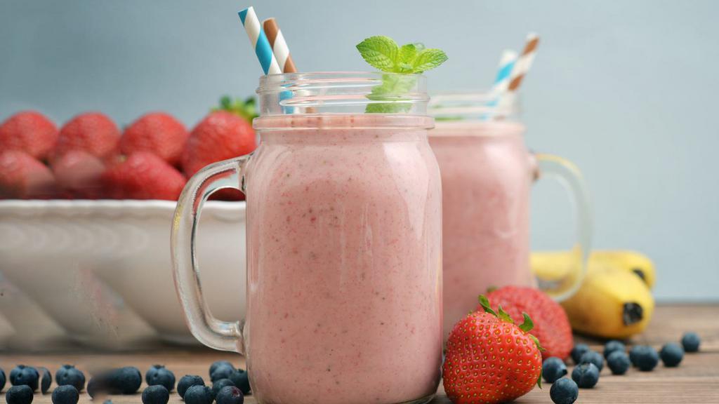 Blueberries Madness Smoothie · Fresh smoothie made with blueberries, strawberries, banana and apple juice.