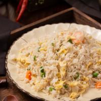 Yang Chow Fried Rice · Contains chicken, shrimp and vegetables.