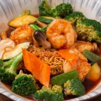 Pan Fried Noodles · Contains vegetables and choose of proteins