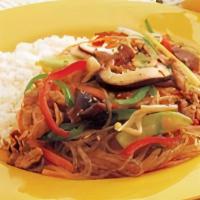Japchae Dupbop 잡채덮밥 · Stir-fried vermicelli with vegetable over rice