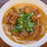 Stewed Beef Shank Rice Noodles 黃燜牛肉粉 · 