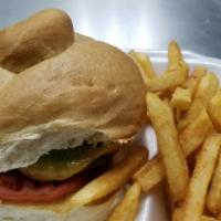 Cheeseburger And Fries · Burger w/ lettuce, tomatoes and mayo
