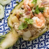 Pineapple Fried Rice · Comes with chicken and shrimp.