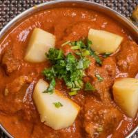 Gosht Vindaloo · Lamb and potato cooked in spicy vinegar sauce