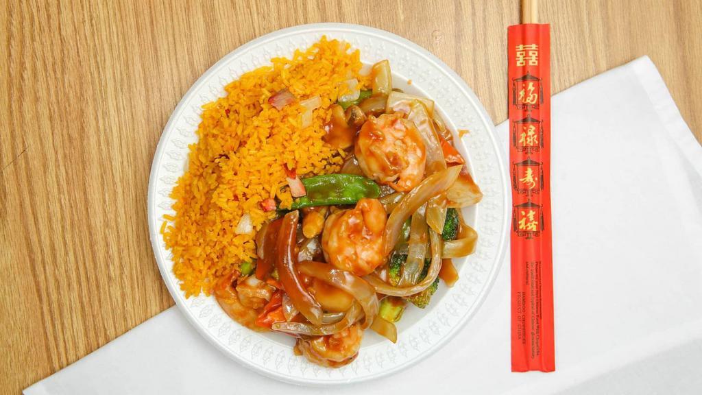 Shrimp With Chinese Vegetables · Served with pork fried rice and free soda. choice of soup.