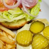 Deluxe Cheeseburger · ½ lb burger with cheese, lettuce, tomato, onion, mayo.
