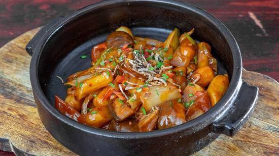 Spicy Rice Cakes · Spicy. With variety of vegetables and bean curd in spicy sauce.