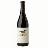 Decoy Pinot Noir · 750ml. 13.9% ABV. From its enticing bouquet to its layers of lush, pure fruit, this wine cap...