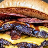 Organic Beef Burger · Organic grass fed antibiotic & hormone free hand formed patty