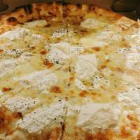 White Pie · Seasoned ricotta caciocavallo, fontina and mozzarella