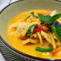 C01=Red Curry -Gf · Gluten free ํ 
Spicy. String bean, bamboo shoot, eggplant, bell pepper and basil.