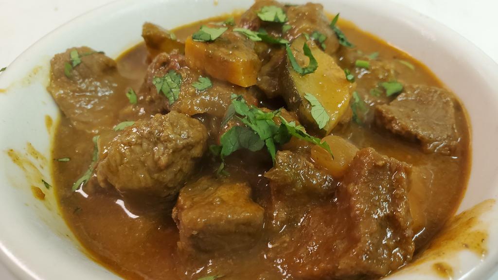 Carne Guisada (Beef Stew) · Traditional latin beef stew.