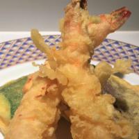 Tempura App · Batter fried shrimp and vegetable.