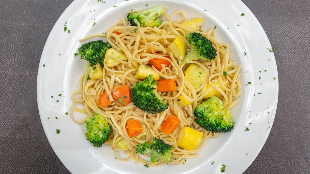 Linguine Primavera · Linguine and vegetables served with olive oil and garlic or marinara sauce.