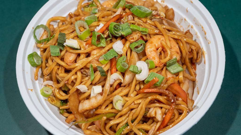 Shrimp Lo Mein · Served with white rice or pork fried rice or brown rice free soup (wonton egg drop hot and sour) or soda or egg roll.
