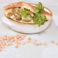 Vish Vegan Shawarma Pocket · Hummus, Vegan Shawarma, cucumbers, tomatoes, red onions, parsley