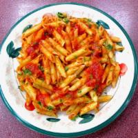 Fresh Pasta With Tomato Sauce · 