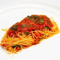 Spaghetti Al Filetto Di Pomodoro · Vicolina Tomato Sauce