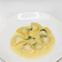 Ravioli Di Spinaci E Ricotta · Spinach Ricotta Ravioli, Butter-Sage Sauce