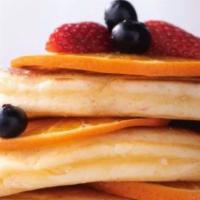 3 Fluffy Lil Pancakes · 