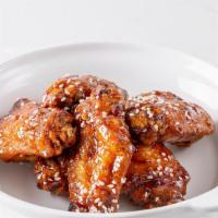 Ds-Style Crispy Wings 炸雞翅 · 6 pieces.