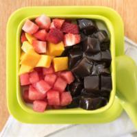 Mix Fruit With Grass Jelly · 