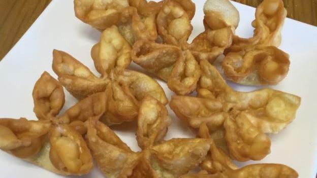 Fried Cheese Wonton (8 Pieces) · 