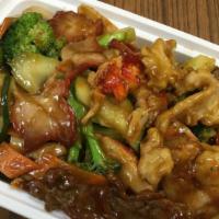 Happy Family · Chicken, shrimp, beef, roast pork, and lobster meat sautéed with mixed vegetables in house s...