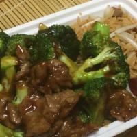 Beef With Broccoli Combo Plate · Served with pork fried rice and egg roll.