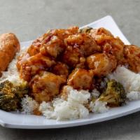 General Tso'S Chicken Combination Dinner · Spicy. Served with pork fried rice and egg roll or soup.