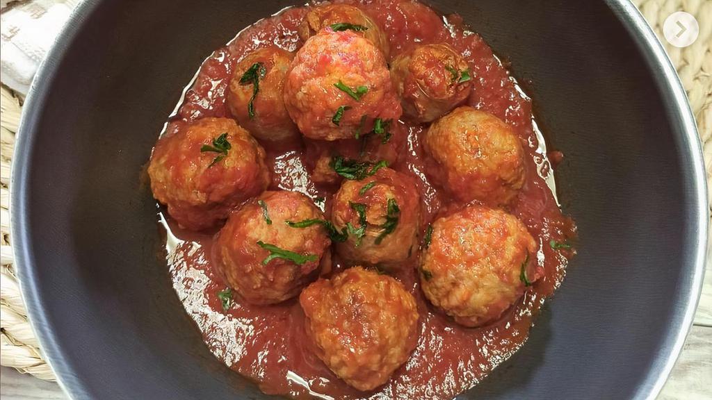 Rigatoni & Meatballs · Gluten free rigatoni pasta with rich marinara sauce , parmesan cheese and homemake meatballs.