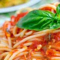 Spaghetti Pomodoro · Spaghetti, marinara, mozzarella and basil.