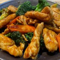 Wok-Fried Chicken Breast W/ Broccoli 鸡胸肉炒西兰花 · Wok-Fried Chicken Breast w/ Broccoli