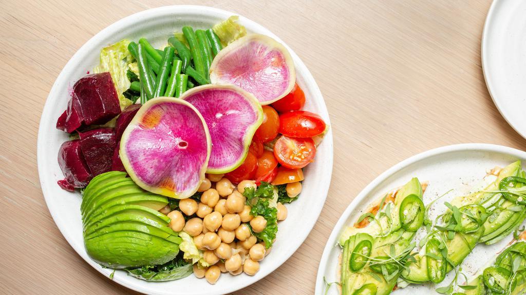 Malibu Vegan Salad · Spring greens, radishes, beets, haricots verts, avocado, red wine vinaigrette.
Vegan - Vegetarian - Gluten Free.