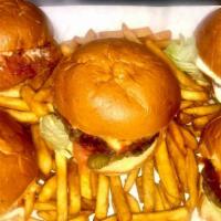 4 Sandwiches W/ Fries · Your choice of: Burger, Chicken Filet, Egg&Meat
