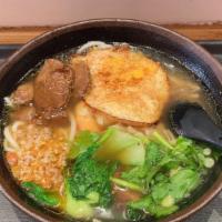 House Special Rice Noodle Soup / 本楼 米线 · 