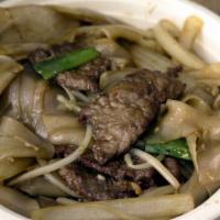 Beef Chow Ho Fun · Rice noodle.