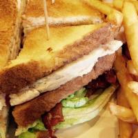 Chicken Sandwich On Roll · mayo, ketchup