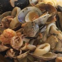 Pescatore · Squid, mussels, manilla clams & shrimps.