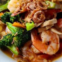 Spicy Shrimp Broccoli · Spicy.  Shrimps with mushroom, carrots, American broccoli, crispy fried onion and house chil...