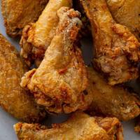 Fried Chicken Wings  · 8 pcs