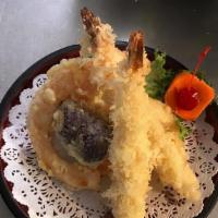 A 4. Shrimp Tempura Appetizer · 2 pcs of fried shrimp & a variety of vegetables