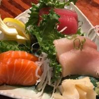 Sashimi Appetizer · 9 pcs of chef's selection.